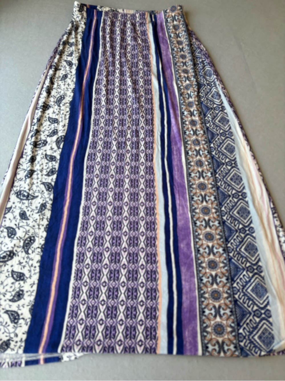 Chico's Maxi Skirt Vertical Geometric Stripes Elastic Waist Sz 4/6 (Chicos Sz 0) - Picture 7 of 7